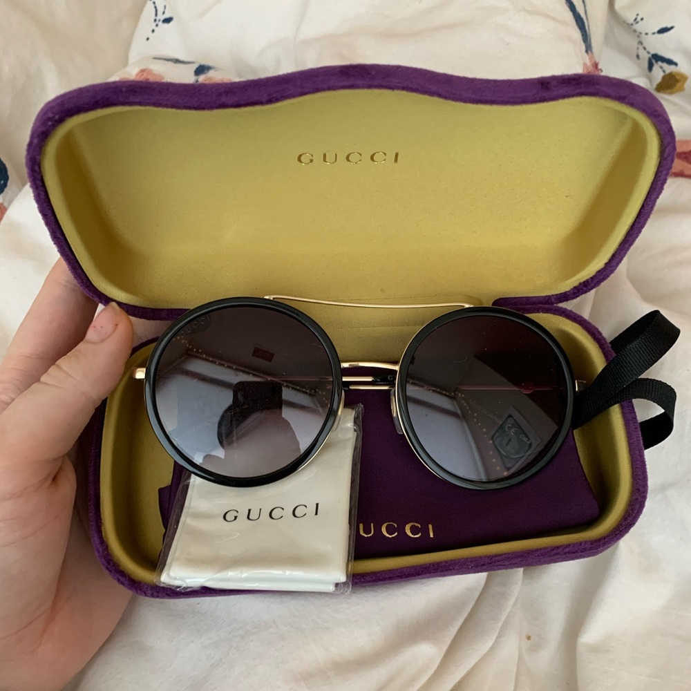 Gucci Round Sunglasses